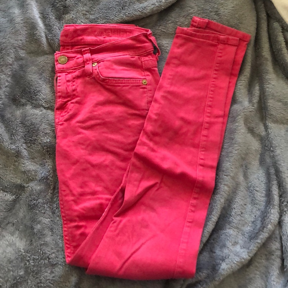 PINK JEANS